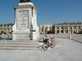  cycliste sur la place Stan